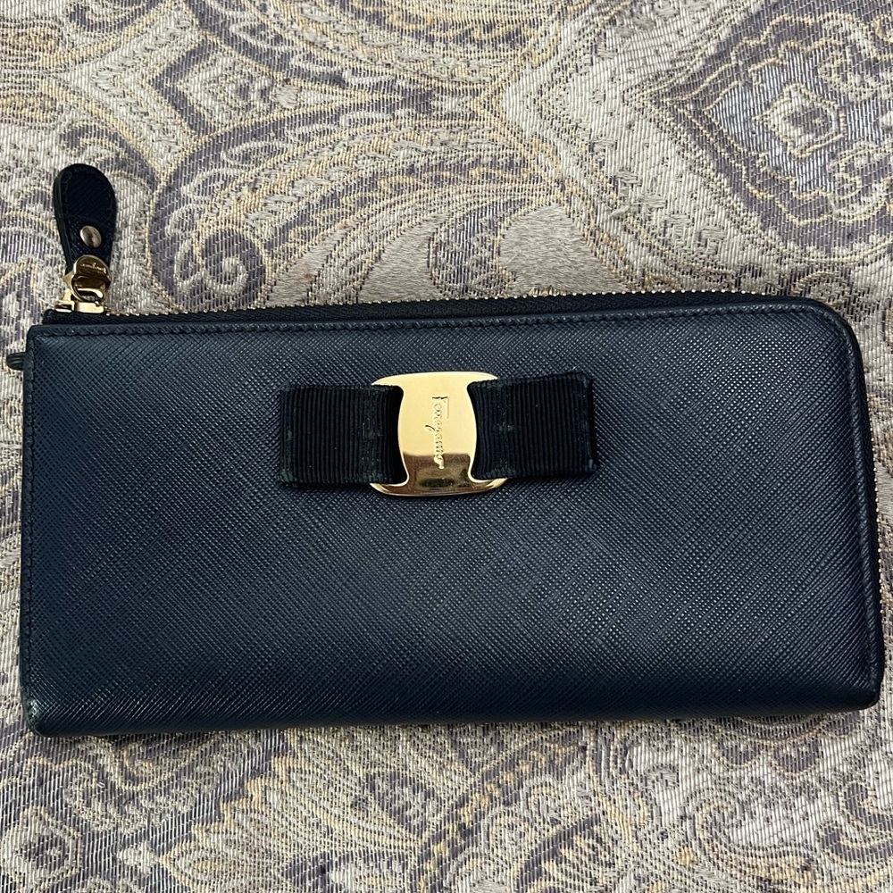$700 FERRAGAMO LONG WALLET, Navy, excellent condition and immaculate interior